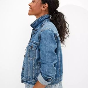 American Eagle jacket extreme flex 4 size